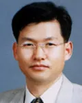 대학교수인 손의동의 대표 이미지