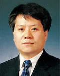 대학교수인 이중복의 대표 이미지