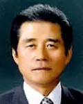 (전직)기초의회의원, (전직)사회기관단체인, (전직)신문인인 홍기헌의 대표 이미지