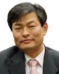 대학교수인 정출헌의 대표 이미지