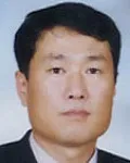 행정공무원인 정재열의 대표 이미지