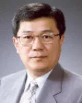 (전직)행정공무원인 진우범의 대표 이미지