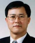 보험인, (전직)은행인인 조경우의 대표 이미지
