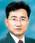 대학교수인 김형보의 대표 이미지