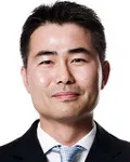 기업대표이사인 장현국의 대표 이미지