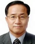 의사, (전직)대학교수인 손운목의 대표 이미지