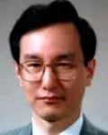(전직)사회기관단체인, (전직)외무공무원, (전직)신문기자인 손우현의 대표 이미지