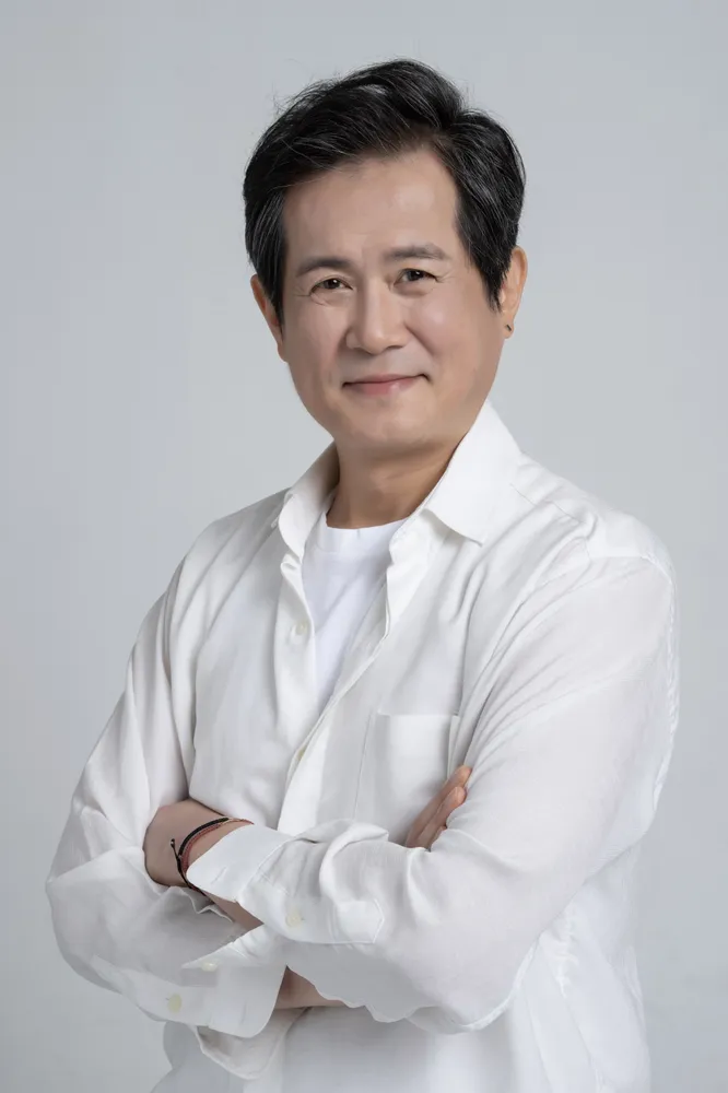 연극배우인 하성민의 대표 이미지