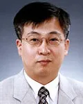 대학교수인 방극준의 대표 이미지