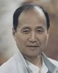 연극배우인 이의일의 대표 이미지