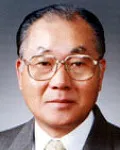 (전직)변호사, (전직)판사인 강윤호의 대표 이미지