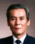 (전직)대학학장인 강종식의 대표 이미지