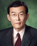 변호사인 목근수의 대표 이미지