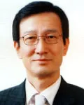 대학교수, (전직)신문기자인 조용철의 대표 이미지