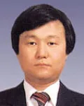 변호사, (전직)검사인 박윤환의 대표 이미지