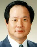 (전직)국영기업인인 윤태하의 대표 이미지