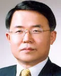 변호사, (전직)검사, (전직)별정직공무원인 노인수의 대표 이미지