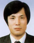 변호사, (전직)판사인 김학모의 대표 이미지