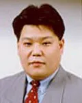 대학교수인 정일화의 대표 이미지