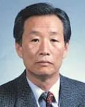 (전직)변호사인 송임호의 대표 이미지