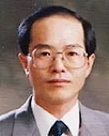 변호사, (전직)판사인 송영헌의 대표 이미지