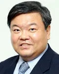 신문기자인 채인택의 대표 이미지