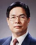 변호사, (전직)검사인 이상률의 대표 이미지