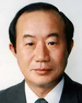 외무공무원인 권영민의 대표 이미지