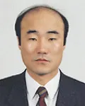 (전직)변호사, (전직)검사인 손재일의 대표 이미지