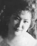 성악가인 진귀옥의 대표 이미지