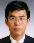 변호사, (전직)검사인 위재민의 대표 이미지