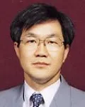 변호사, (전직)판사인 유철균의 대표 이미지