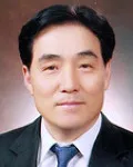 연구인인 남희용의 대표 이미지