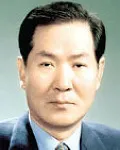 (전직)신문인인 안동환의 대표 이미지