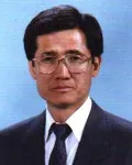 변호사, (전직)판사인 윤형한의 대표 이미지