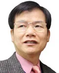 신문인인 조무주의 대표 이미지