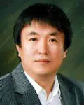 대학교수인 김권섭의 대표 이미지