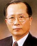 변호사, (전직)대학교수인 이진록의 대표 이미지