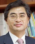 대학교수인 신봉기의 대표 이미지