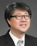대학교수인 윤성욱의 대표 이미지