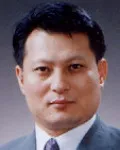 대학교수인 신형섭의 대표 이미지