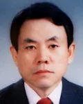 변호사, (전직)판사인 한기춘의 대표 이미지