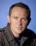 영화배우인 스티븐 로밧의 대표 이미지