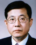 (전직)변호사, (전직)판사인 임완규의 대표 이미지