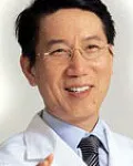 안과의사, (전직)대학교수인 권오웅의 대표 이미지