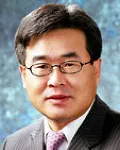 신용카드사인인 윤병한의 대표 이미지