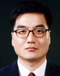 대학교수인 신종호의 대표 이미지