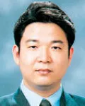 대학교수인 김삼열의 대표 이미지