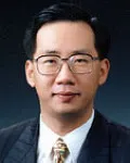 변호사, 대학교수, (전직)검사인 홍봉주의 대표 이미지