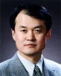 사회기관단체인, (전직)행정공무원인 강팔문의 대표 이미지